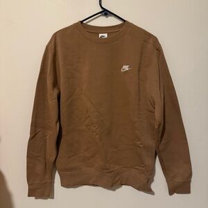 nike sweatshirt